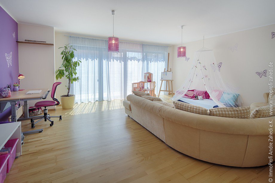 Spielzimmer im OG Einfamilienhaus Griesheim