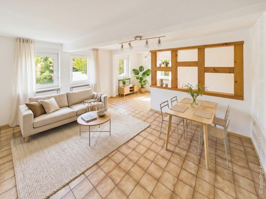 Wohn. u. Esszimmer im 1.OG Zweifamilienhaus Darmstadt / Eberstadt