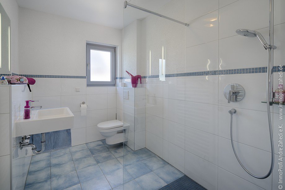 Duschbad Nr. 3 Einfamilienhaus Griesheim