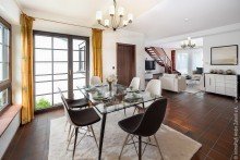 Esszimmer Staging Einfamilienhaus mit ELW in M�hltal