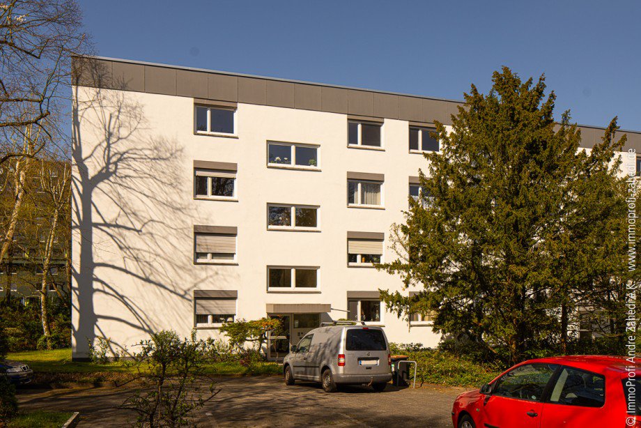 Ostansicht / Stra�enansicht Dachgeschosswohnung Darmstadt