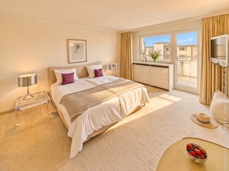 Schlafzimmer mit Ankleide Penthousewohnung Neu-Isenburg / Gravenbruch