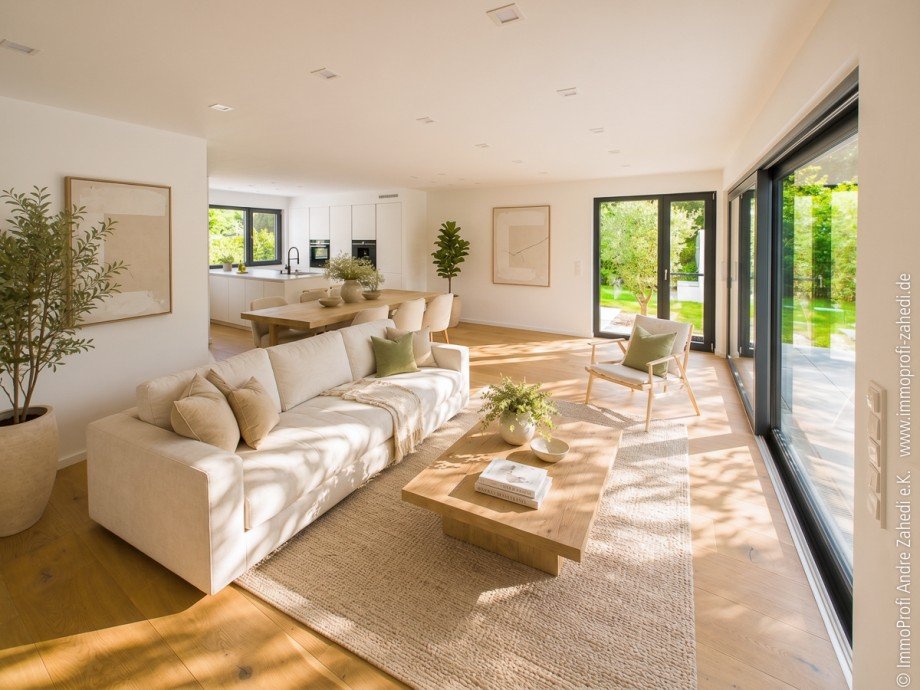 Wohn- und Esszimmer Doppelhaush�lfte M�hltal / Trautheim
