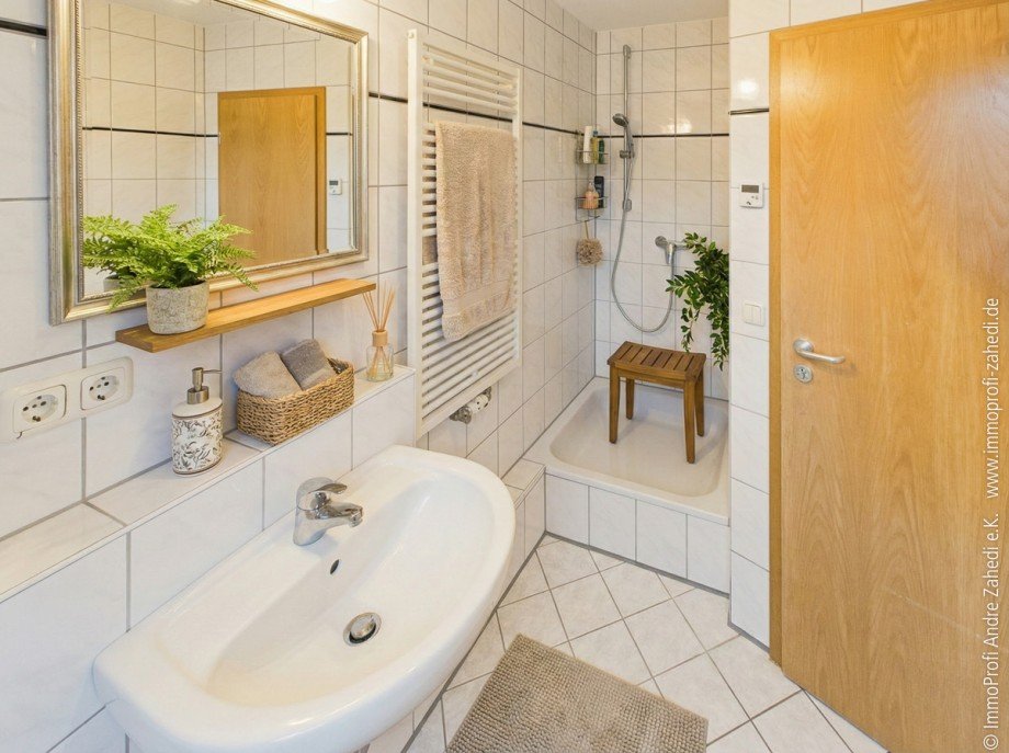 Duschbad mit Fenster Etagenwohnung Alsbach-H�hnlein / Alsbach