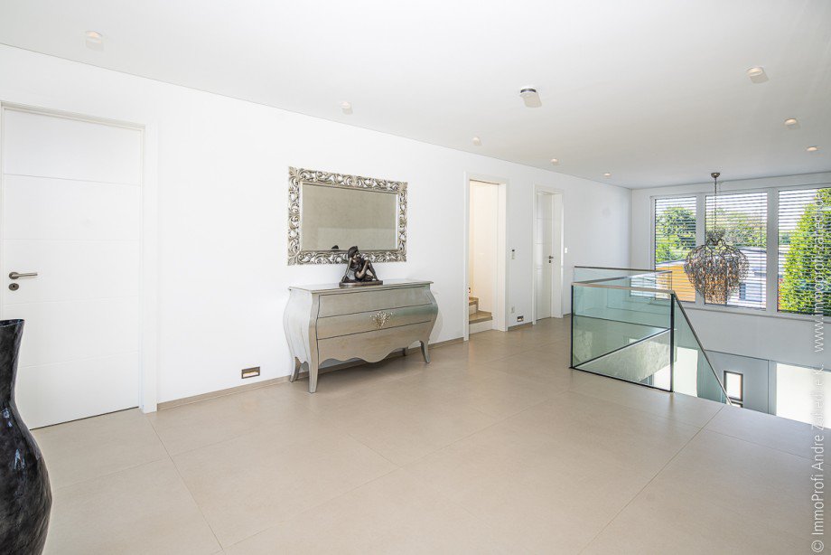 Galerie im 1. OG Einfamilienhaus Gro�-Zimmern