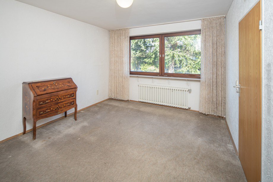 Zimmer im EG Einfamilienhaus Darmstadt / Kranichstein