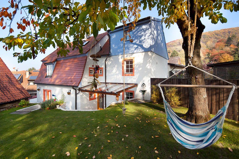 Ansicht vom Garten Einfamilienhaus Zwingenberg