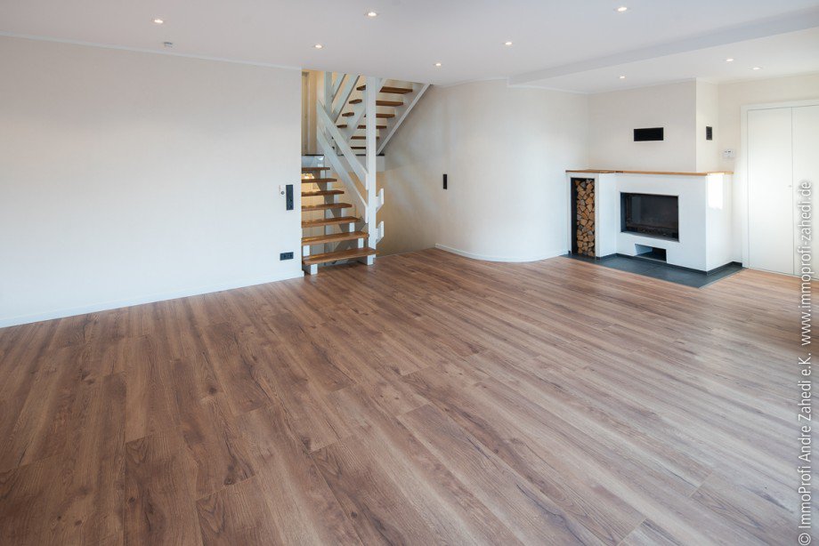 Wohnzimmer Doppelhaush�lfte Seeheim-Jugenheim