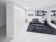 Raum mit Schrank im UG Doppelhaush�lfte mit Wow-Effekt: M�hltal-Trautheim +RESERVIERT+