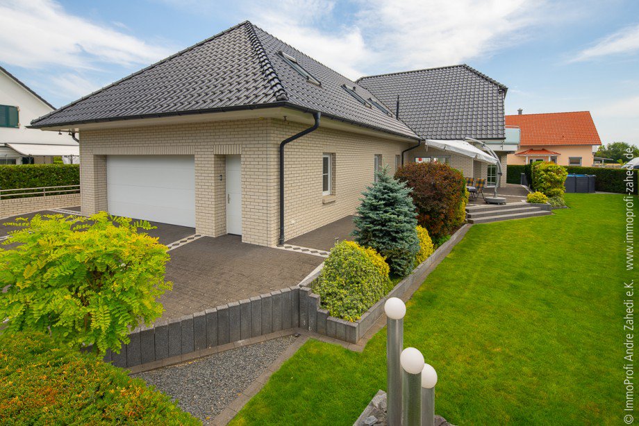 Gro�e Doppelgarage Einfamilienhaus Gernsheim