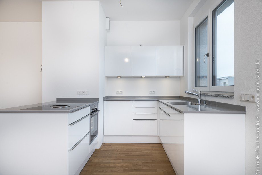 neue Einbauk�che Penthousewohnung Darmstadt