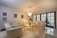 Wohnzimmer Freistehendes Einfamilienhaus mit ELW in M�hltal +VERKAUFT+