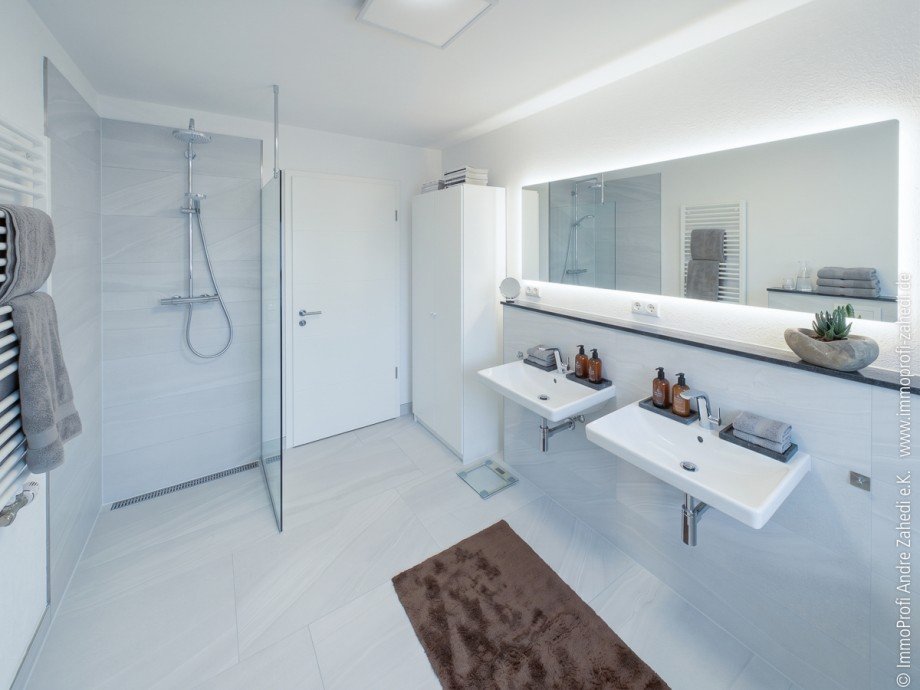 Hauptbad Etagenwohnung Darmstadt