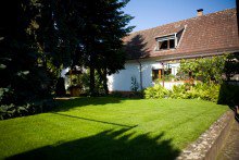 Der Garten Freistehendes Einfamilienhaus in Seeheim -Video-Pr�sentation-++VERKAUFT++