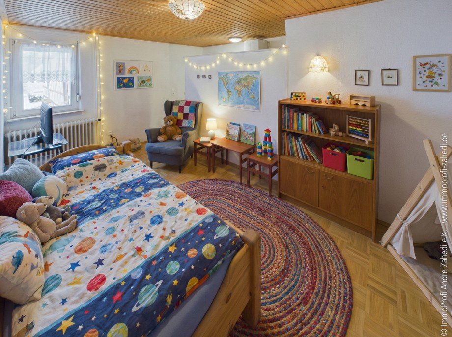 Kinderzimmer mit Duschbad Einfamilienhaus Ober-Ramstadt / Wembach